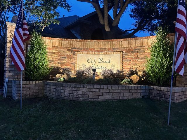 Oak Bend Estates HOA exterior lighting installation 1